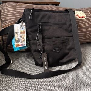 Sherpani Black Sadie Messenger Bag
